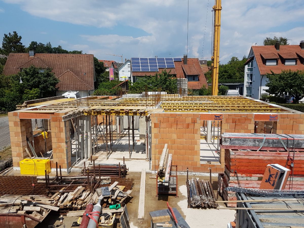 Fertigstellung des Erdgeschosses - 14.07.2018