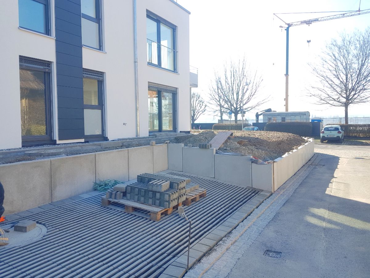 Außenanlagen Haus A - 12.03.2020